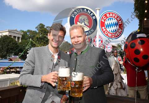 24.09.2023, FC Bayern Muenchen Wiesnbesuch

Hier nur Vorschaubilder !