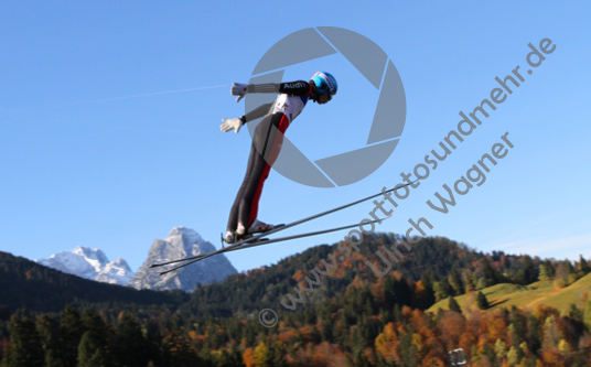 24.10.2015, Skispringen,Deutsche Meisterschaften,Garmisch-Partenkirchen,Flugfotos


Foto: Ulrich Wagner

HIER NUR VORSCHAUBILDER !