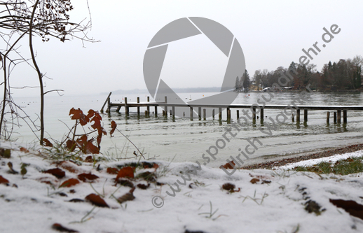 01.12.2020, Tutzing, Starnberger See, Erster Schnee

Hier nur Vorschaubilder !