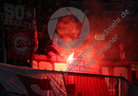 25.02.2024, FC Augsburg - SC Freiburg

Hier nur Vorschaubilder !