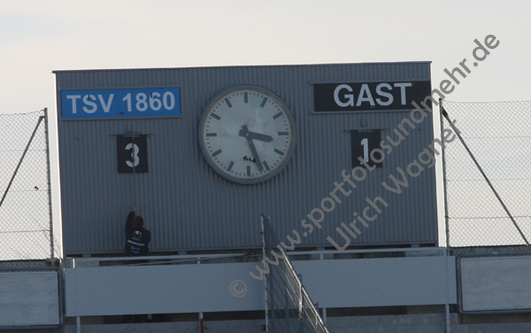 01.11.2014, Fussball Regionalliga, 
TSV 1860 Muenchen II - Seligenporten
Foto: Ulrich Wagner

Originalbild: 5184 x 3456