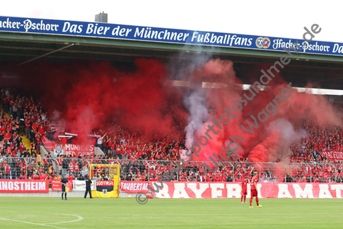 02.08.2015, Fussball Regionalliga,FC Bayern Muenchen II - TSV 1860 Muenchen II

Foto: Ulrich Wagner

Originalbild: 5184 x 3456