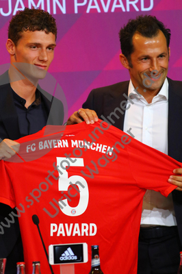 12.07.2019, FC Bayern Muenchen, Vorstellung Benjamin Pavard

Hier nur Vorschaubilder !